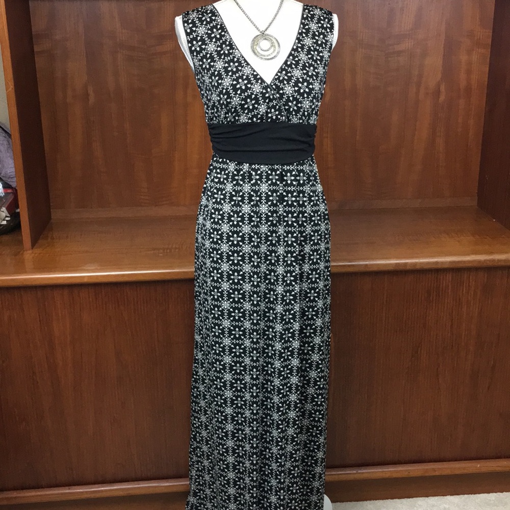 Max Edition cream and white jersey maxi dress